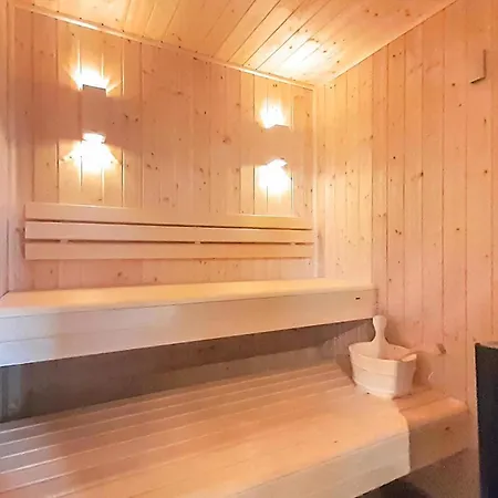 Lovely In With Kitchen