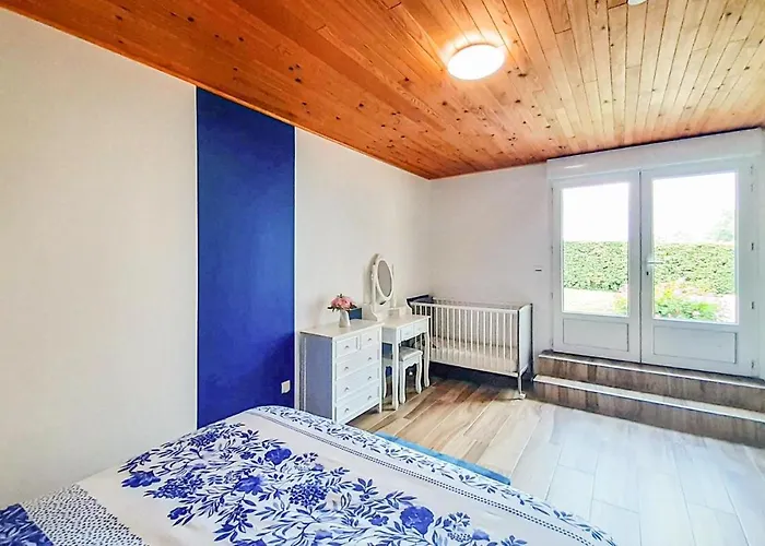 Lovely In With Kitchen Semesterbostad