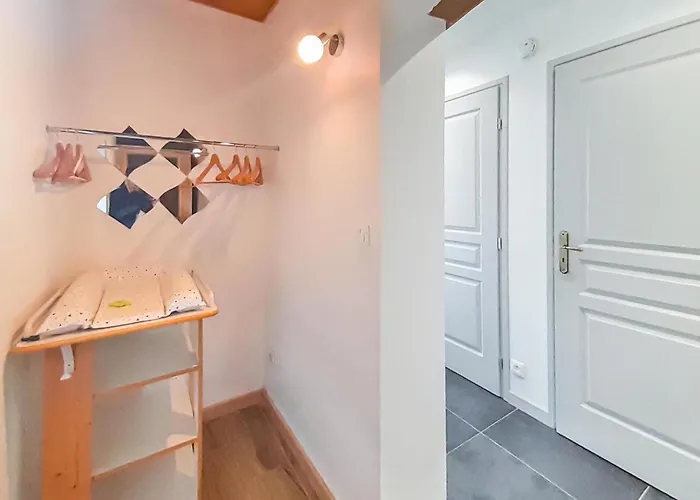 Lovely In With Kitchen Semesterbostad *