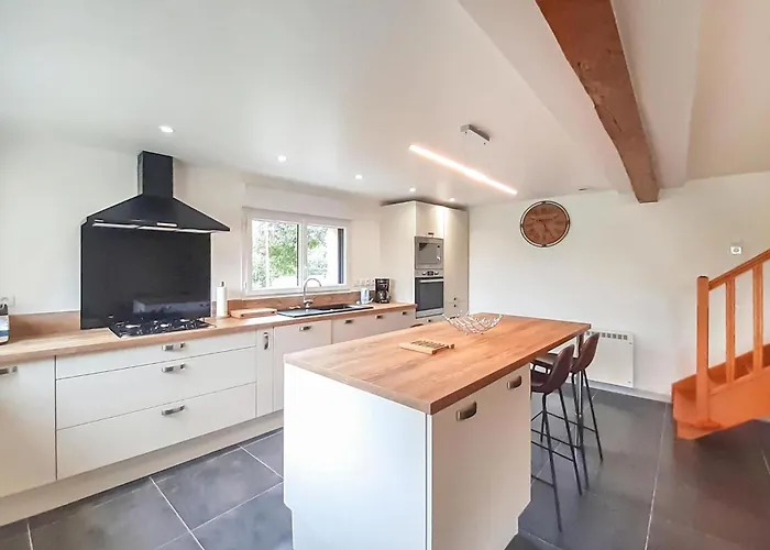 Lovely In With Kitchen Ledinghem